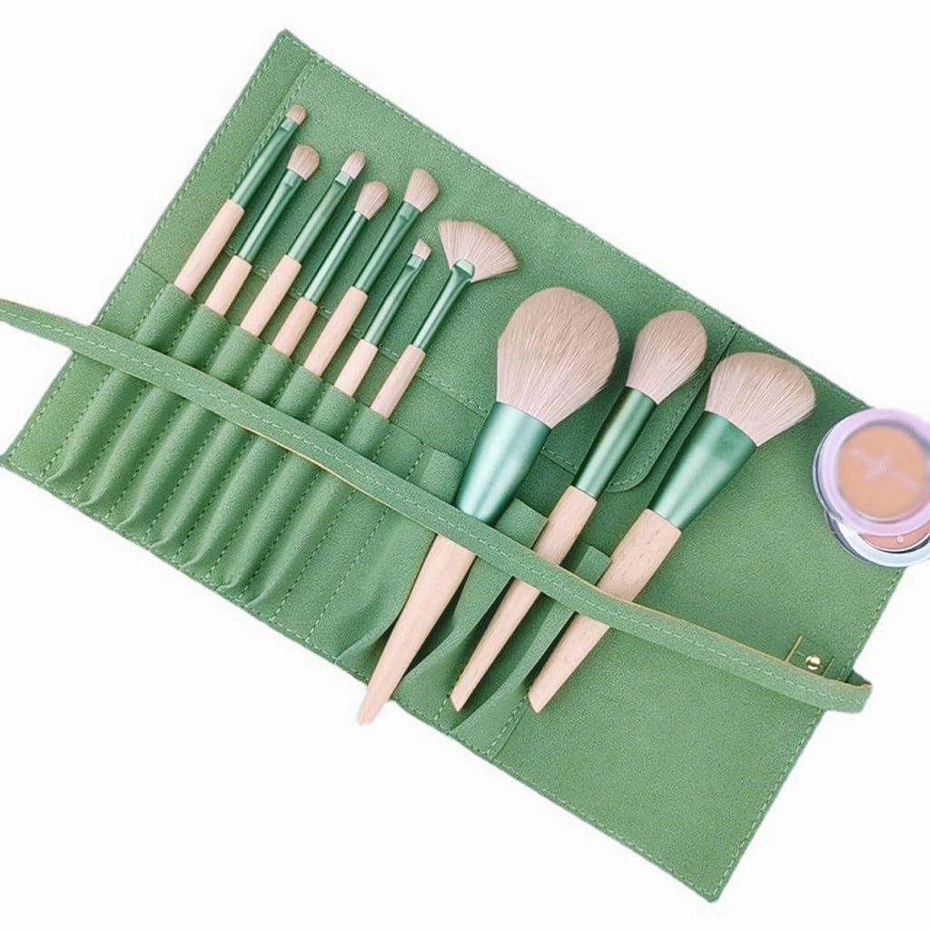 10 pcs of makeup brushes Soft hair eye shadow brush Powder powder blusher makeup brush