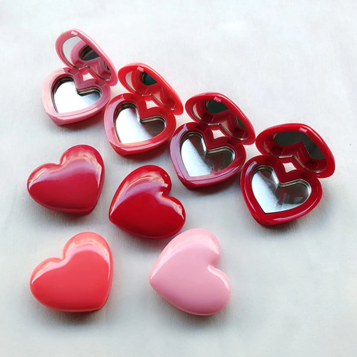 3sets Empty Bottles Heart Shape Travel Containers for Creams Refillable Beauty Storage 4pcs*3