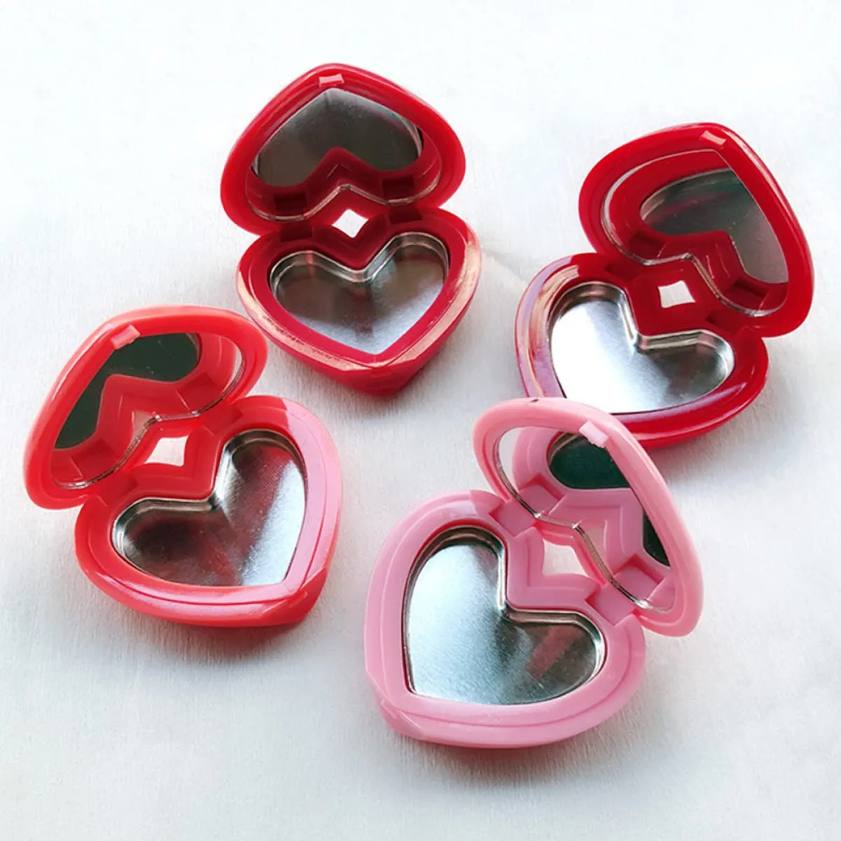 3sets Empty Bottles Heart Shape Travel Containers for Creams Refillable Beauty Storage 4pcs*3