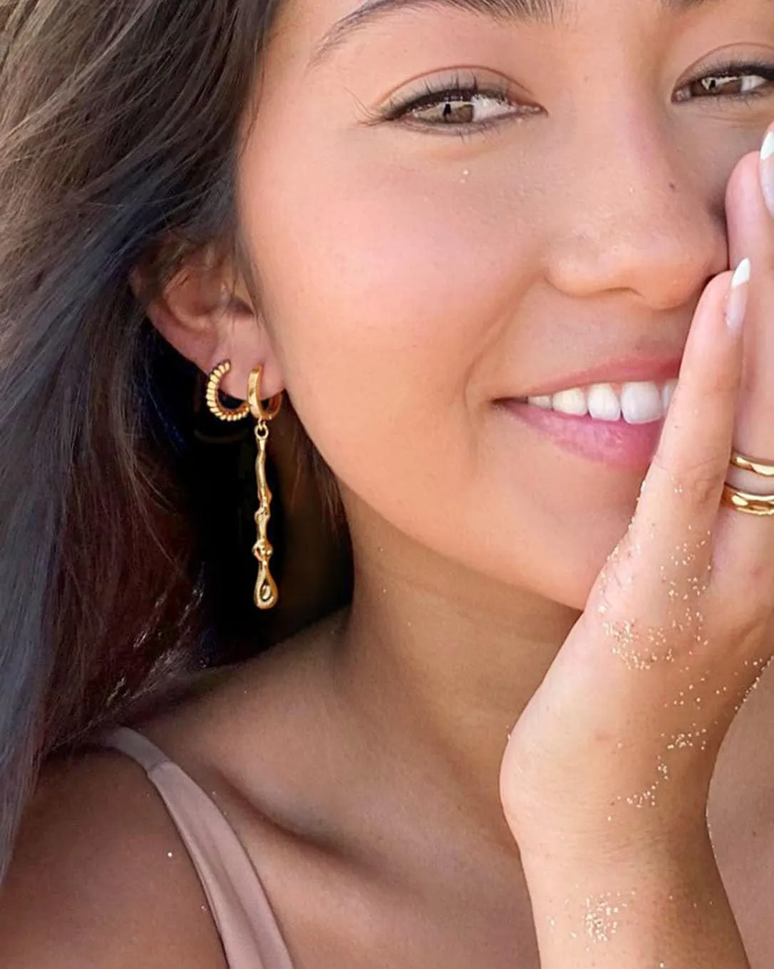 Aobei Pearl 18K Gold Plated Bar Drop Dangle Earrings for Women Minimalist Vertical Bar Hanging Earrings