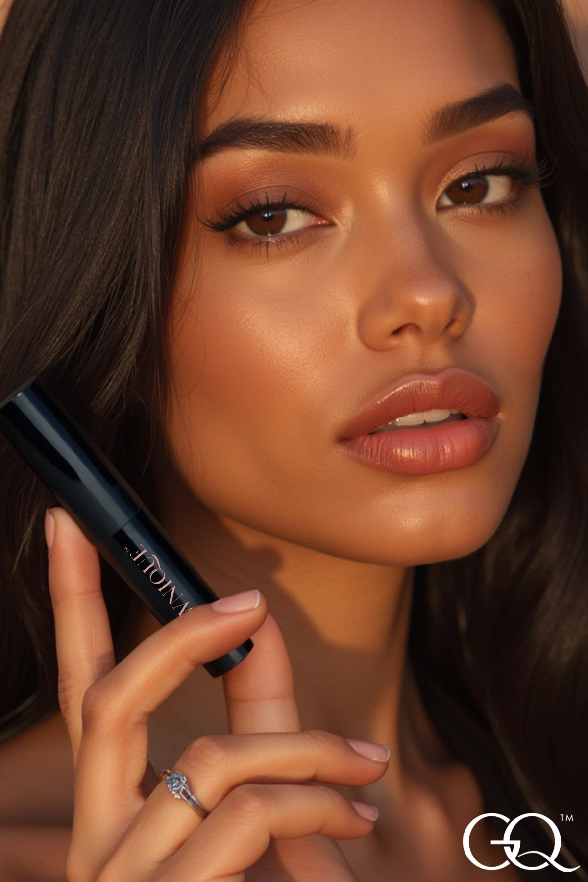 Creme Concealer Stick - Almond (2.5g) | GLOWNIQUE