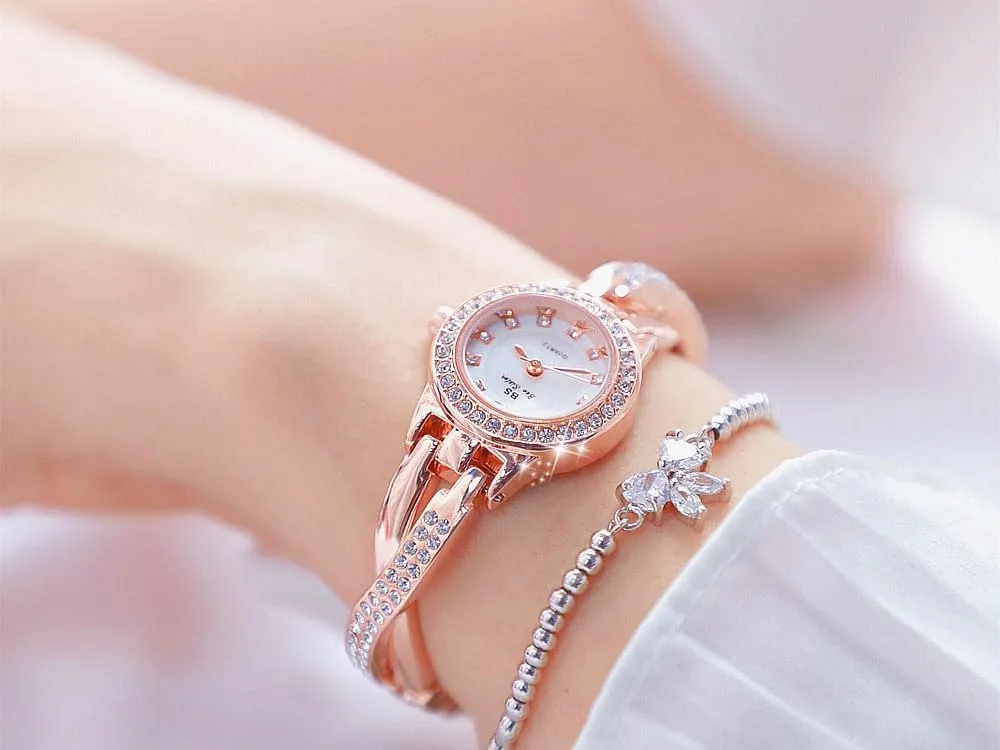 FANMIS Luxury Diamond Gold Watch for Women Elegant Bracelet Dress Quartz Wristwatch Waterproof Bracelet Watch Dainty Christmas Gifts,with Small Dial and Thin Strap