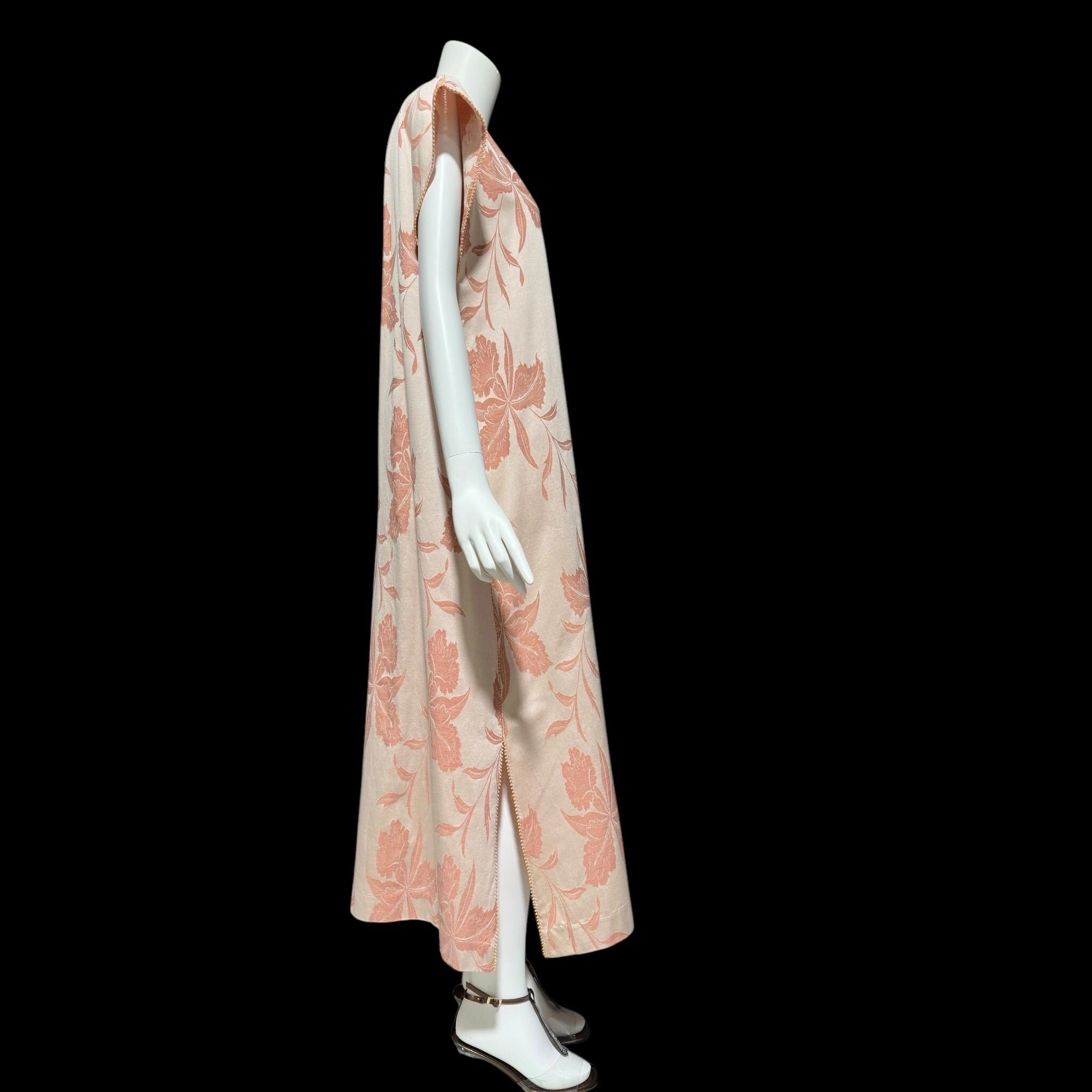 FERNANDO SANCHEZ, vintage 1970s caftan dress, peach brushed cotton Orchid print Kaftan House Dress