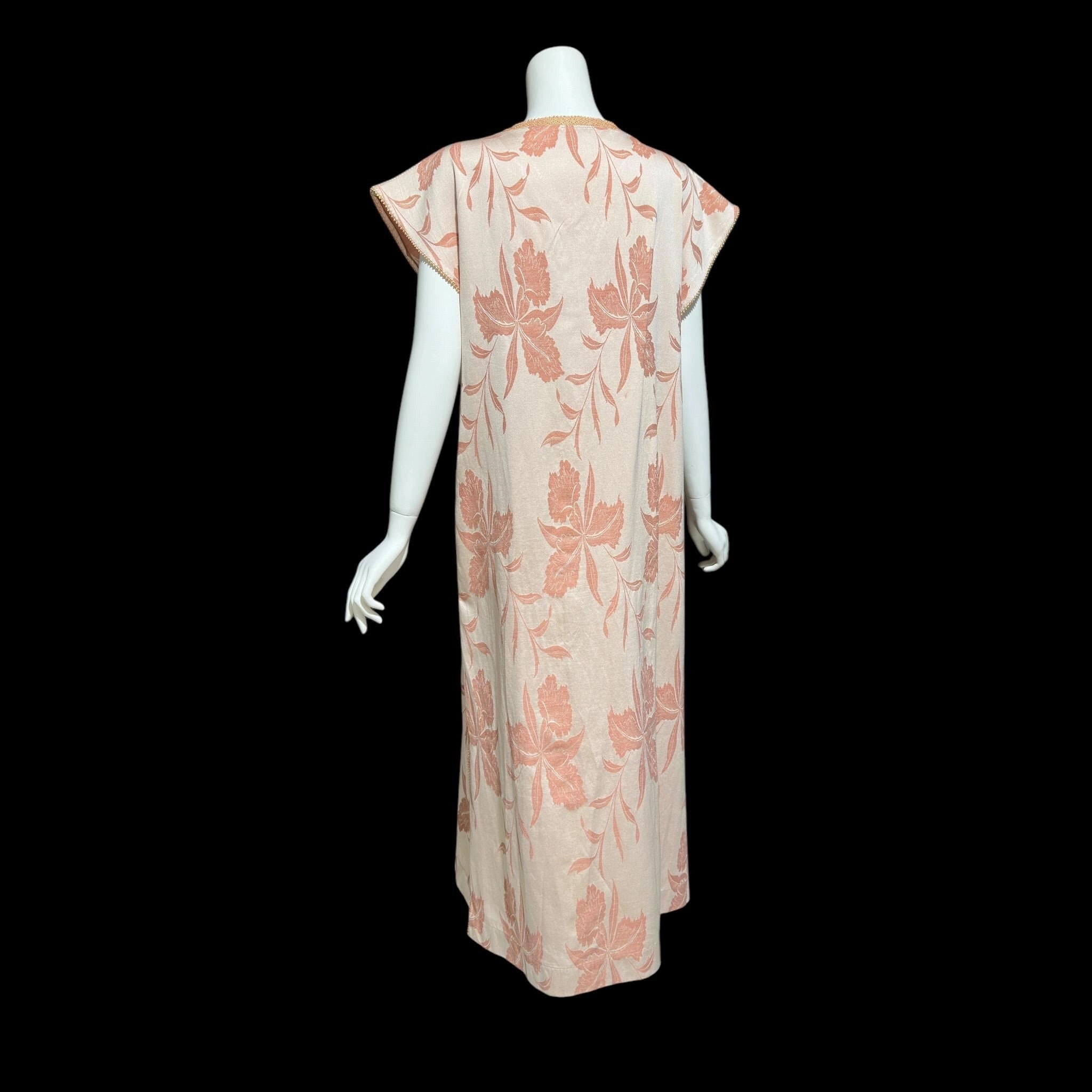 FERNANDO SANCHEZ, vintage 1970s caftan dress, peach brushed cotton Orchid print Kaftan House Dress