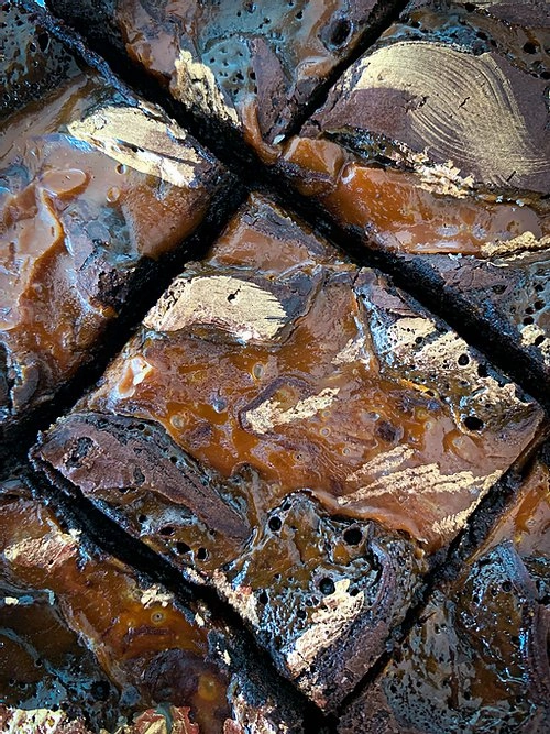 Gooey Bea - Salted Caramel Brownies