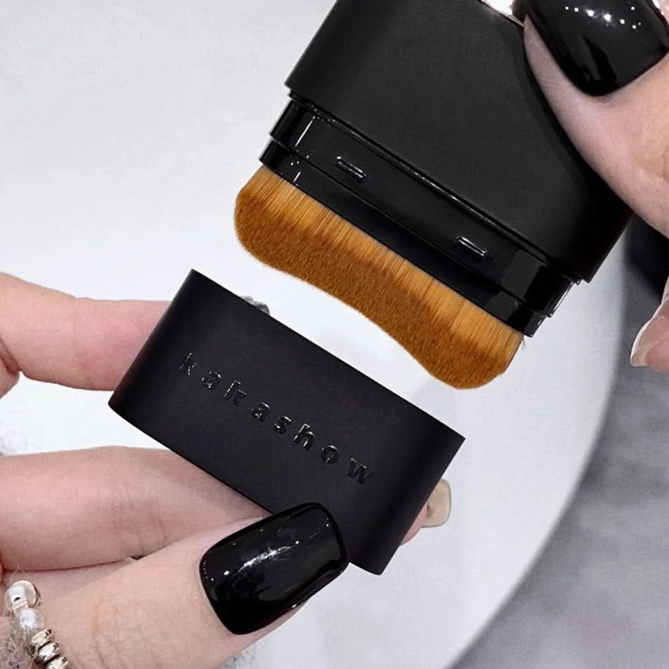 Kakashow Hydrating Foundation Stick – Flawless Coverage, Lightweight & Long-Lasting