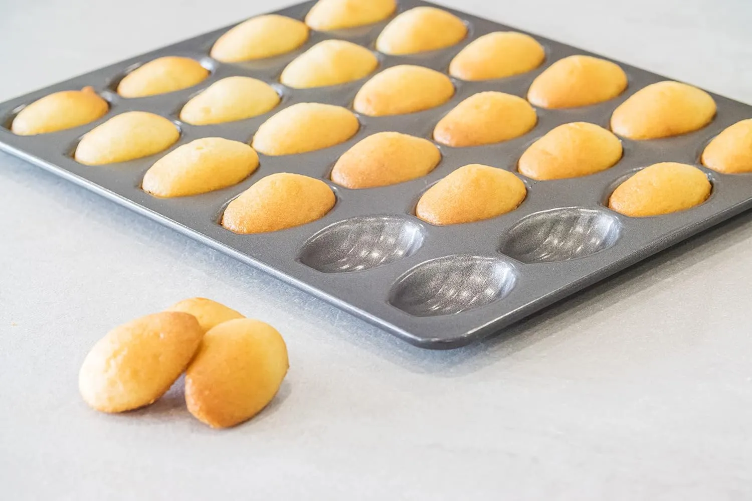 Kitchen Craft MasterClass KCMCHB92 Madeleine Tray with PFOA Non Stick, Robust 1mm Carbon Steel, 24 Hole Cake Mould, Grey