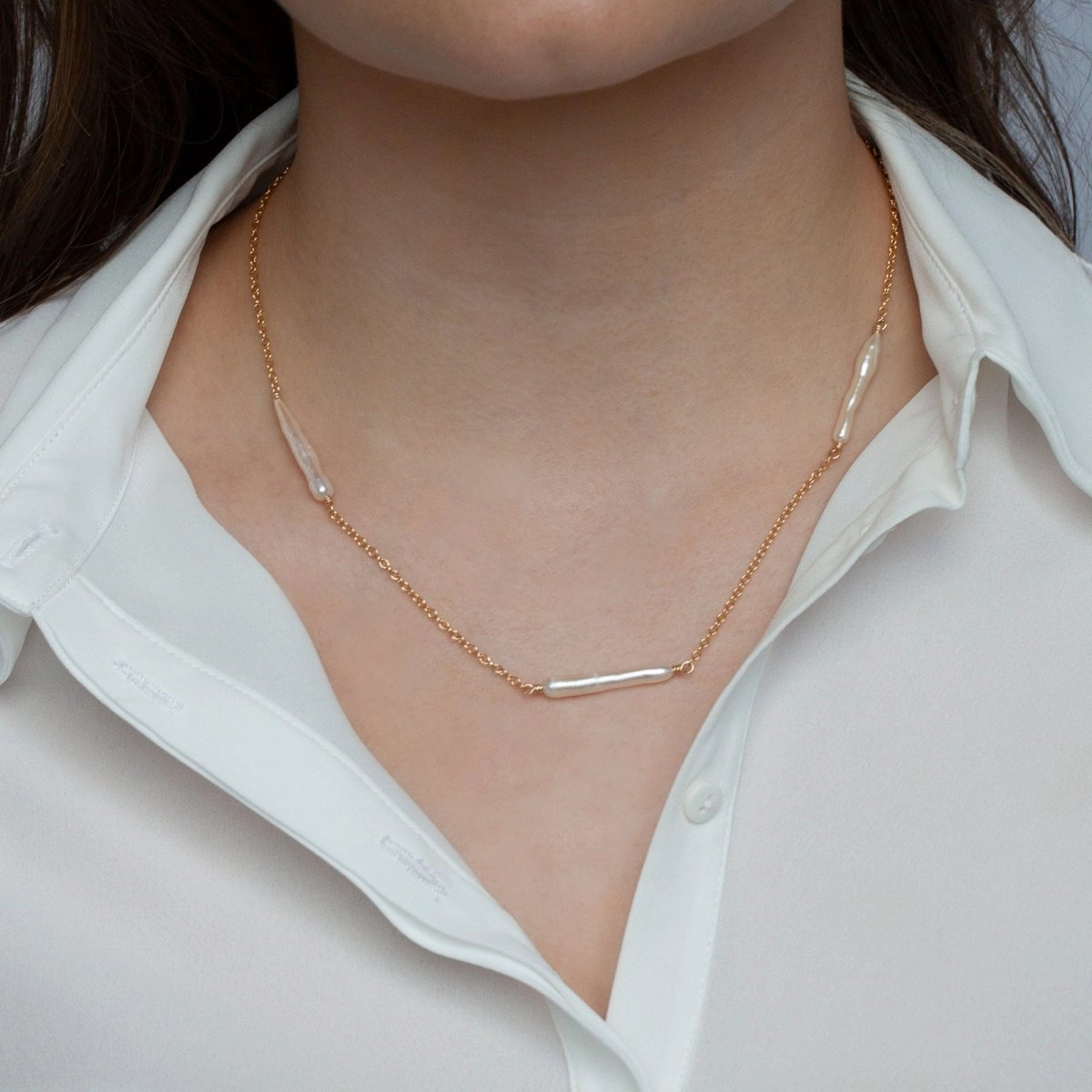 LULU Shimmering Stick Pearl Necklace Gold or Silver