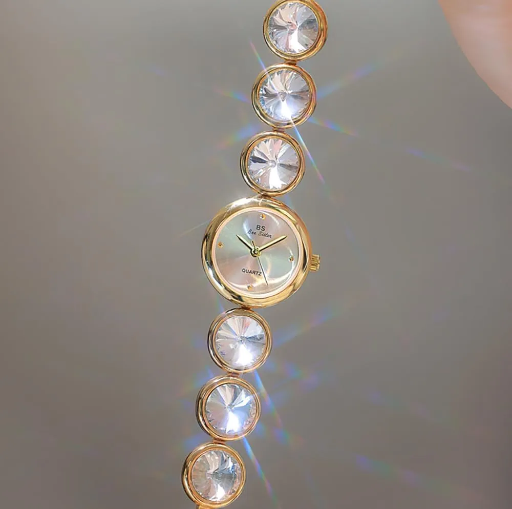 MASTOP Vintage Women's Fashion Elegant Bracelet Watch Gold Dainty Quartz Watch with Shimmering Diamonds Luxury Dress Watches for Women Waterproof Round Dial Gold Watch