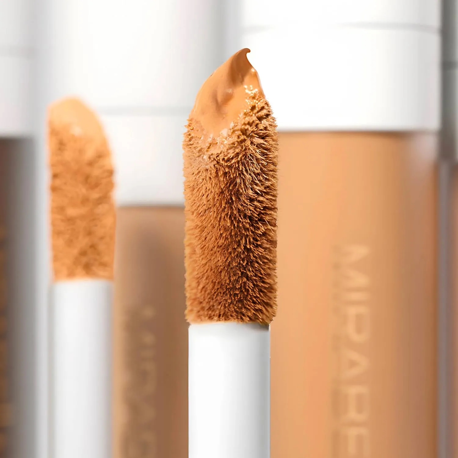 Mirabella Invincible For All Perfecting Under Eye Concealer Full Coverage - Hydrating Makeup Concealer for Dark Circles, Fine Lines & Wrinkles w/Hyaluronic Acid - Light L90