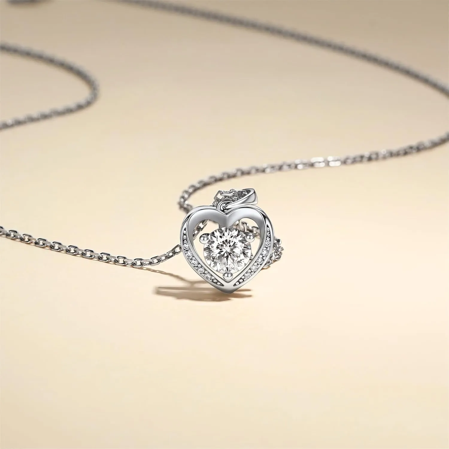 MomentWish Heart Necklace for Women, Gift for Christmas, Moissanite Necklace, D Color VVS1 Simulated Diamond 925 Sterling Silver Necklace, Love Gifts for Birthday Valentine's Day