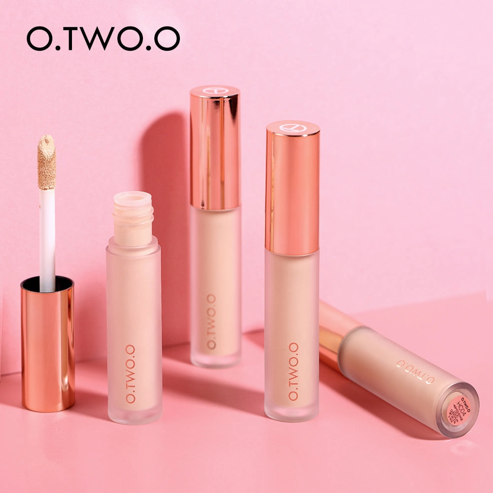 O.TWO.O Seamless Coverage Liquid Concealer