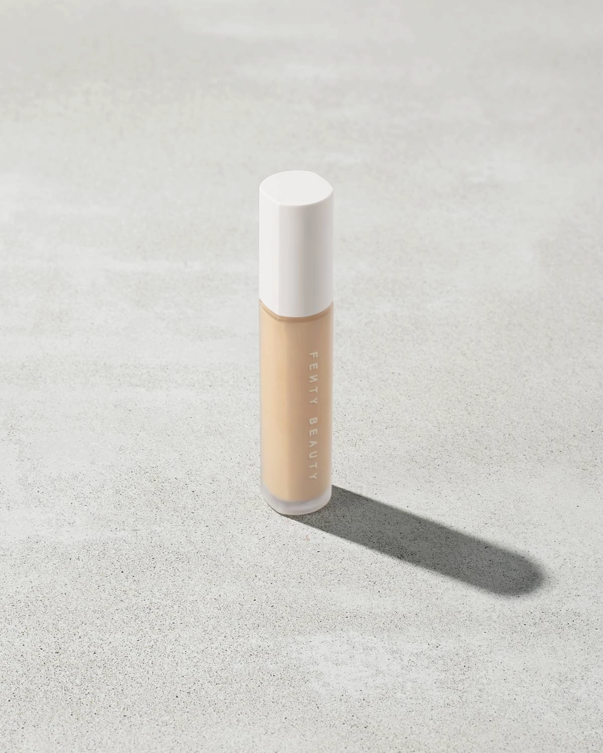 Pro Filt'r Instant Retouch Concealer — #180