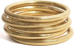 Pure Hands Sine Qua Non-Herzogin - Handmade Set of 5 Slim Chunky Brass Pipe Bangles in Embossed Textured Designed for Women