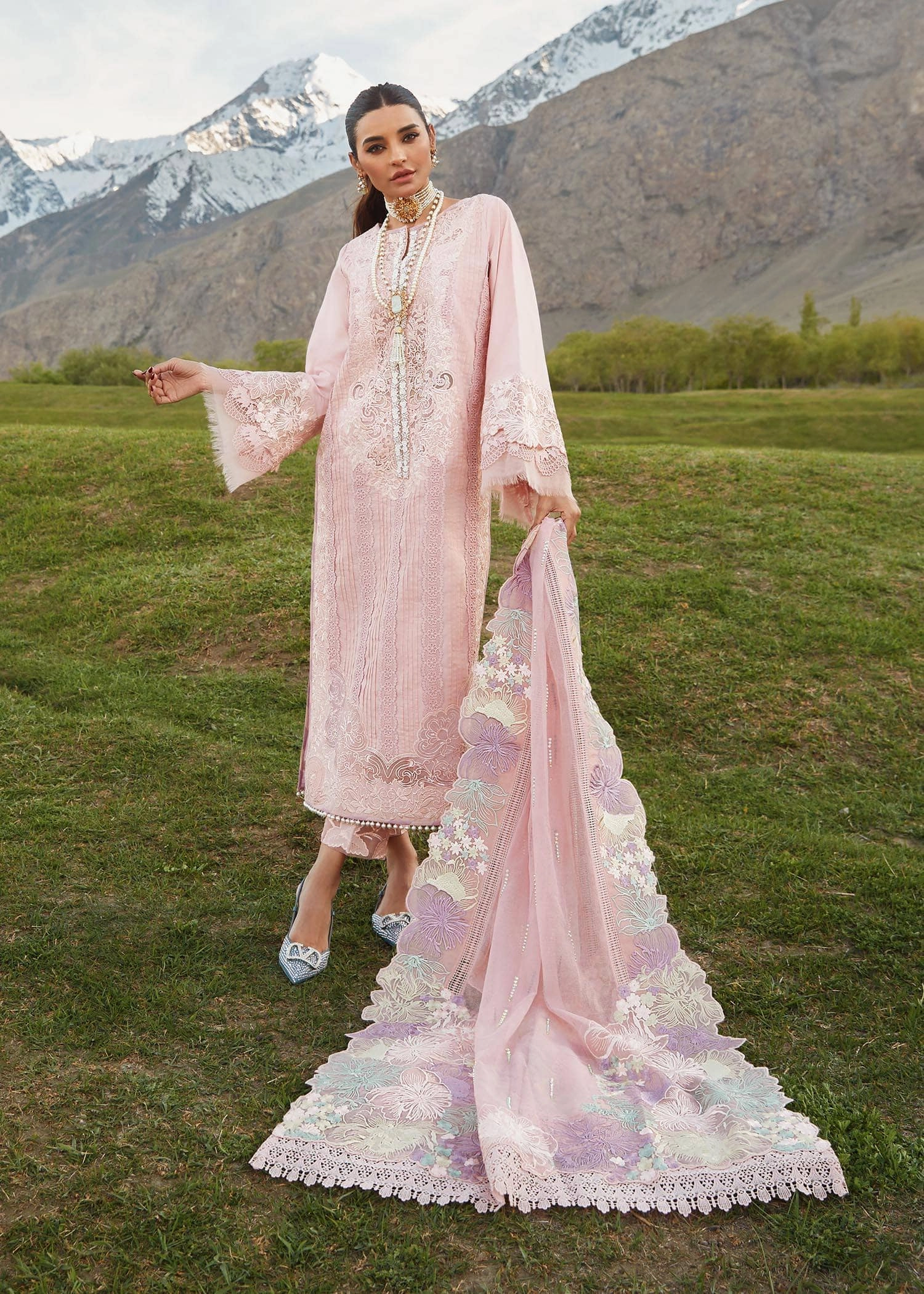 Restocked/Crimson Luxury Lawn 23/Vol 2/Pleated Perfection - D4 B