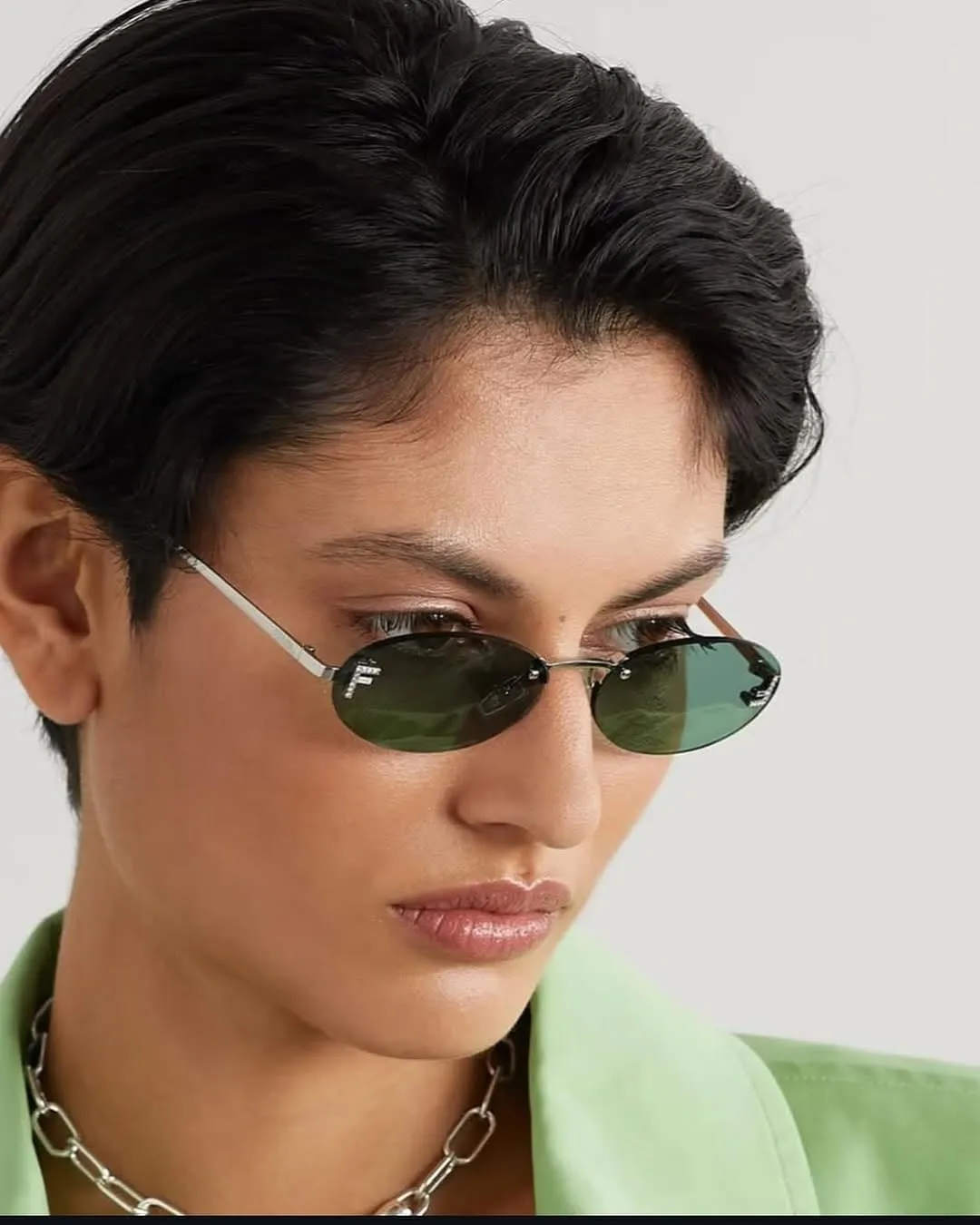 Retro Oval Y2K Sunglasses for Women Men, 2025 Trendy Chic Narrow Gold Metal 90s Sun Glasses Small Sunnies