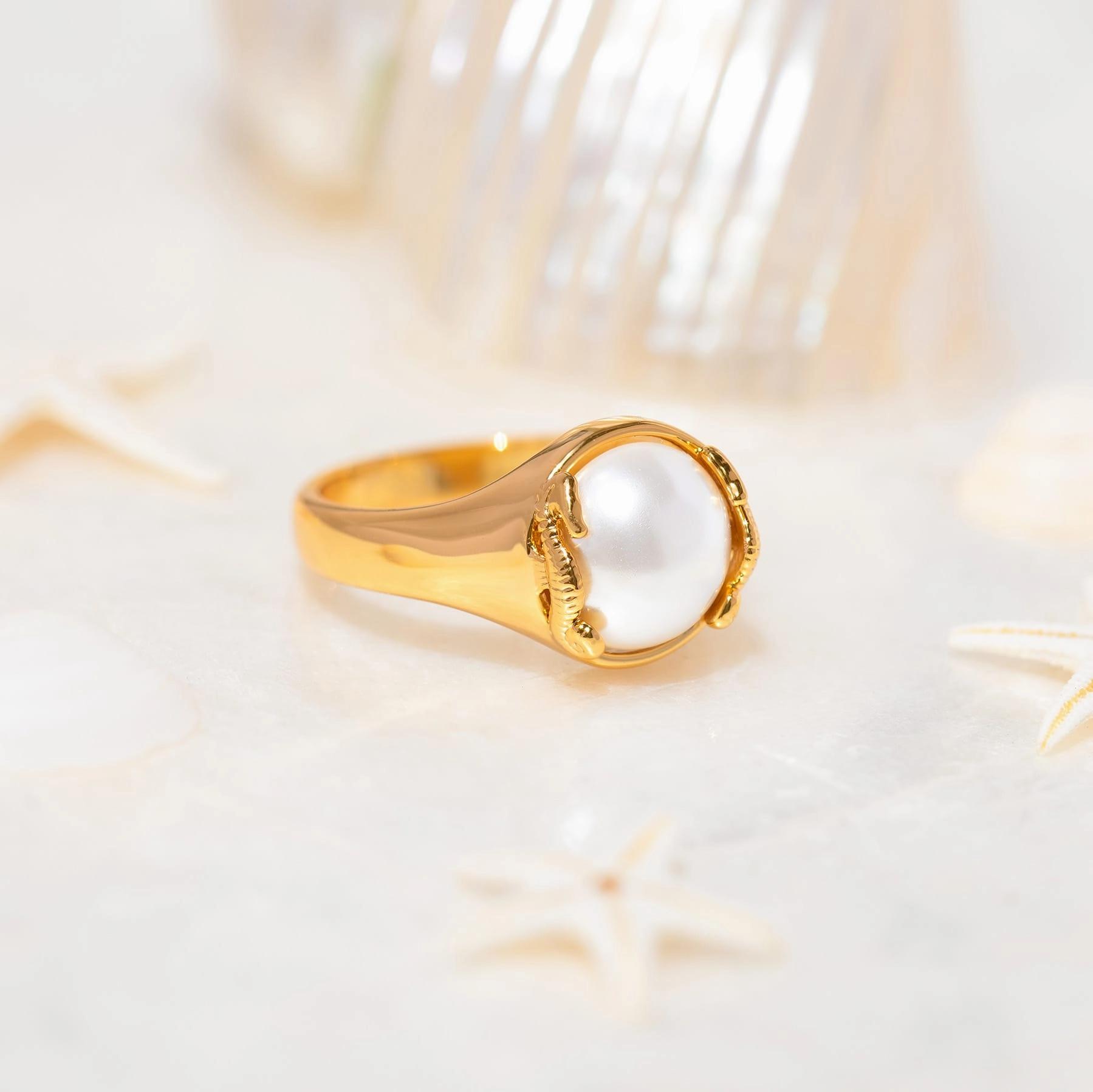 Shimmering Seahorse Pearl Ring