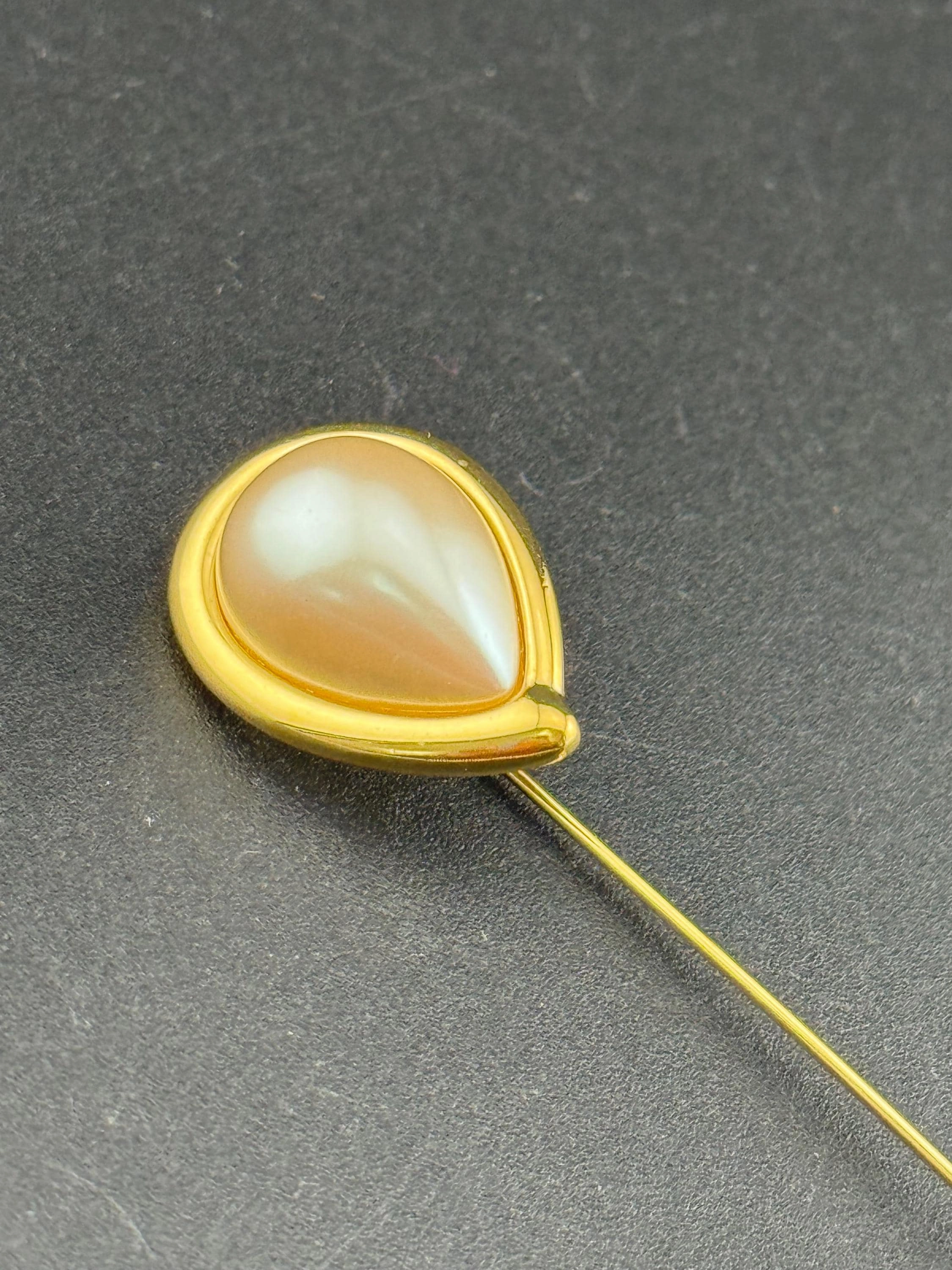 Signed Monet vintage Ladies teardrop faux pearl Stick Pin, lapel brooch
