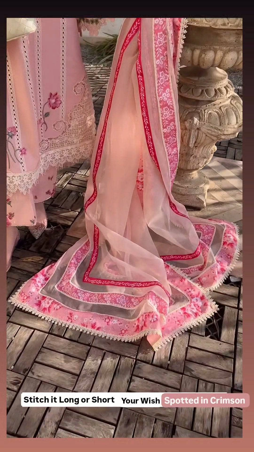 Spotted in Flow by Crimson/Floral Crush - D6 B/Blush