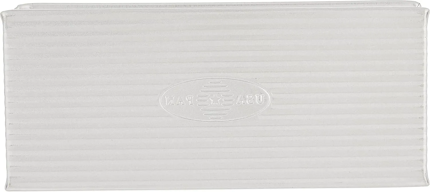 USA Pan Bakeware Pullman Loaf Pan With Cover, 9 x 4 inch, Nonstick & Quick Release Coating, Made in the USA from Aluminized Steel